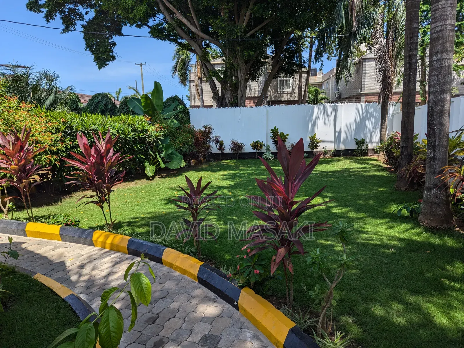 Furnished 4bdrm Villa in Villas, Masaki for rent in Masaki