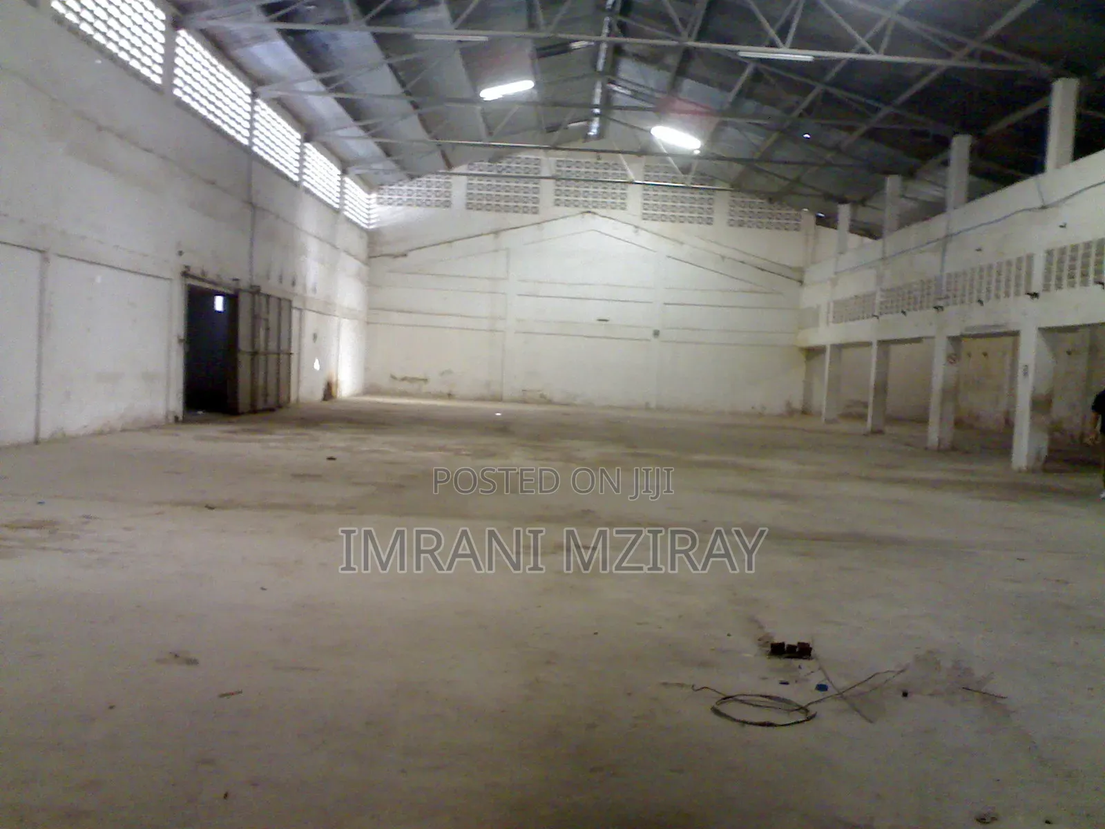 Godawn_yard From 500 1000 And 8000sqmtplus in Chagongwe