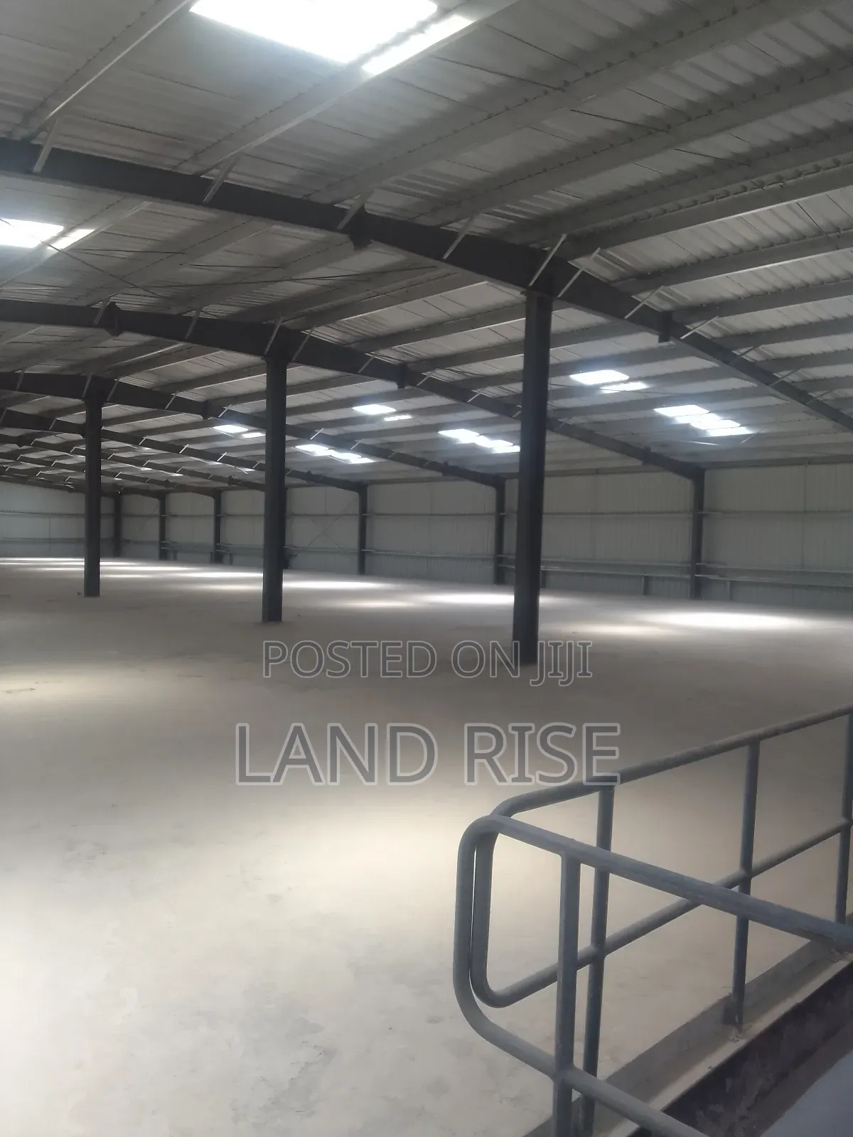 2000 SQM Warehouse in Tegeta in Tabata
