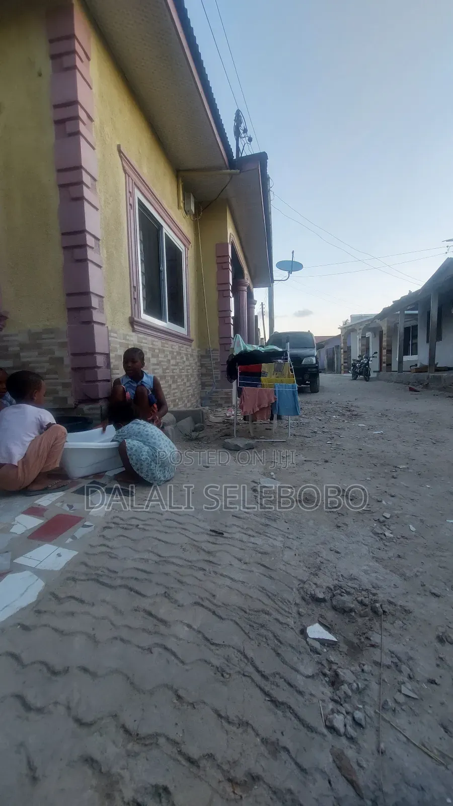 4bdrm Bungalow in Mawasiliano Stand, Sinza for sale in Sinza