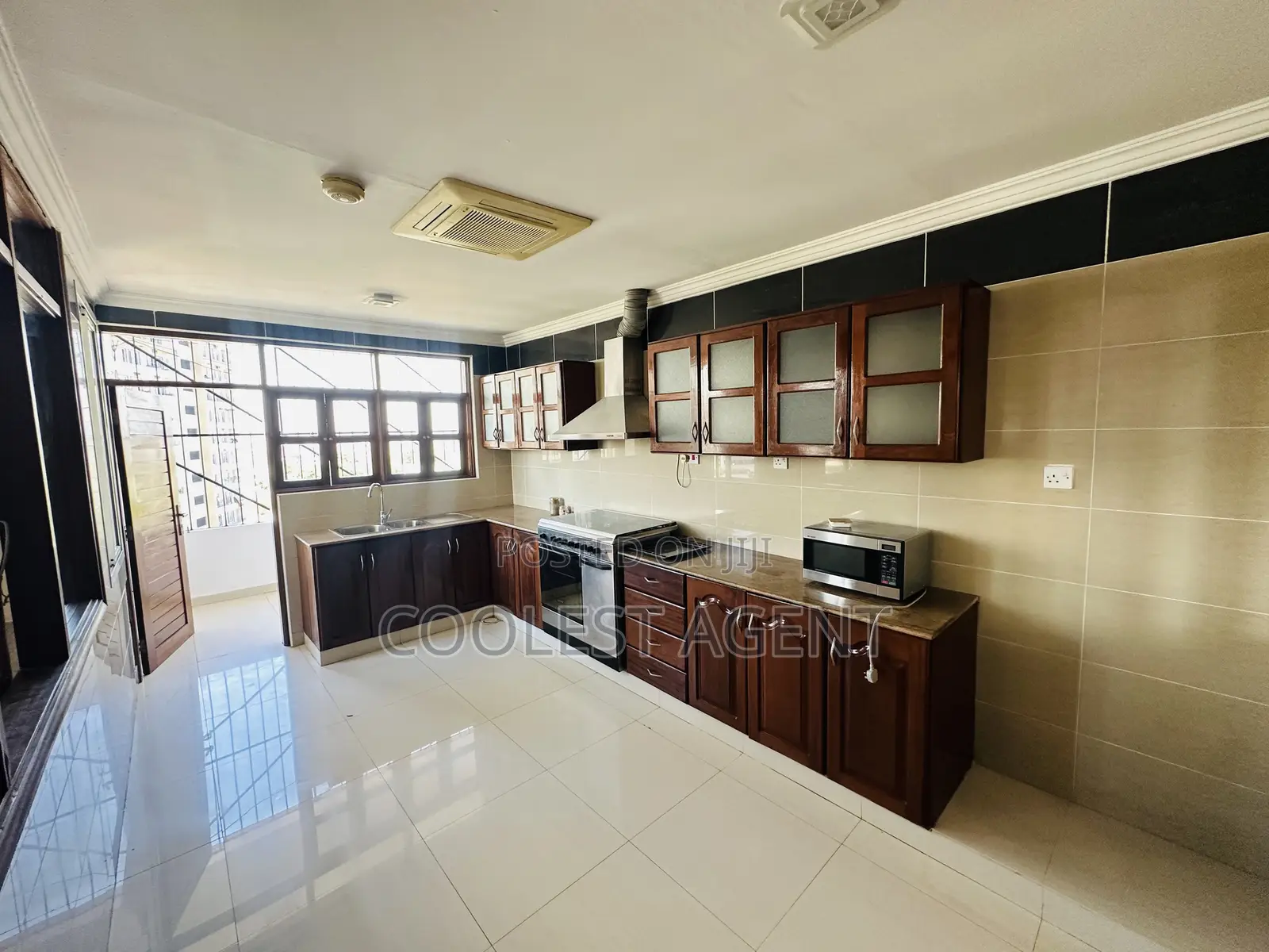 Furnished 4bdrm Apartment in Upanga, Ilala for rent in Ilala