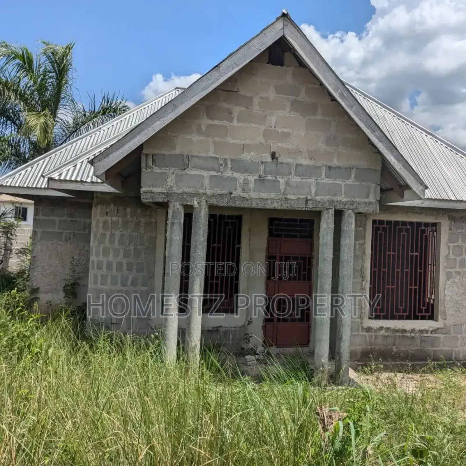 3bdrm House in Kifuru, Kinondoni for sale in Kinondoni