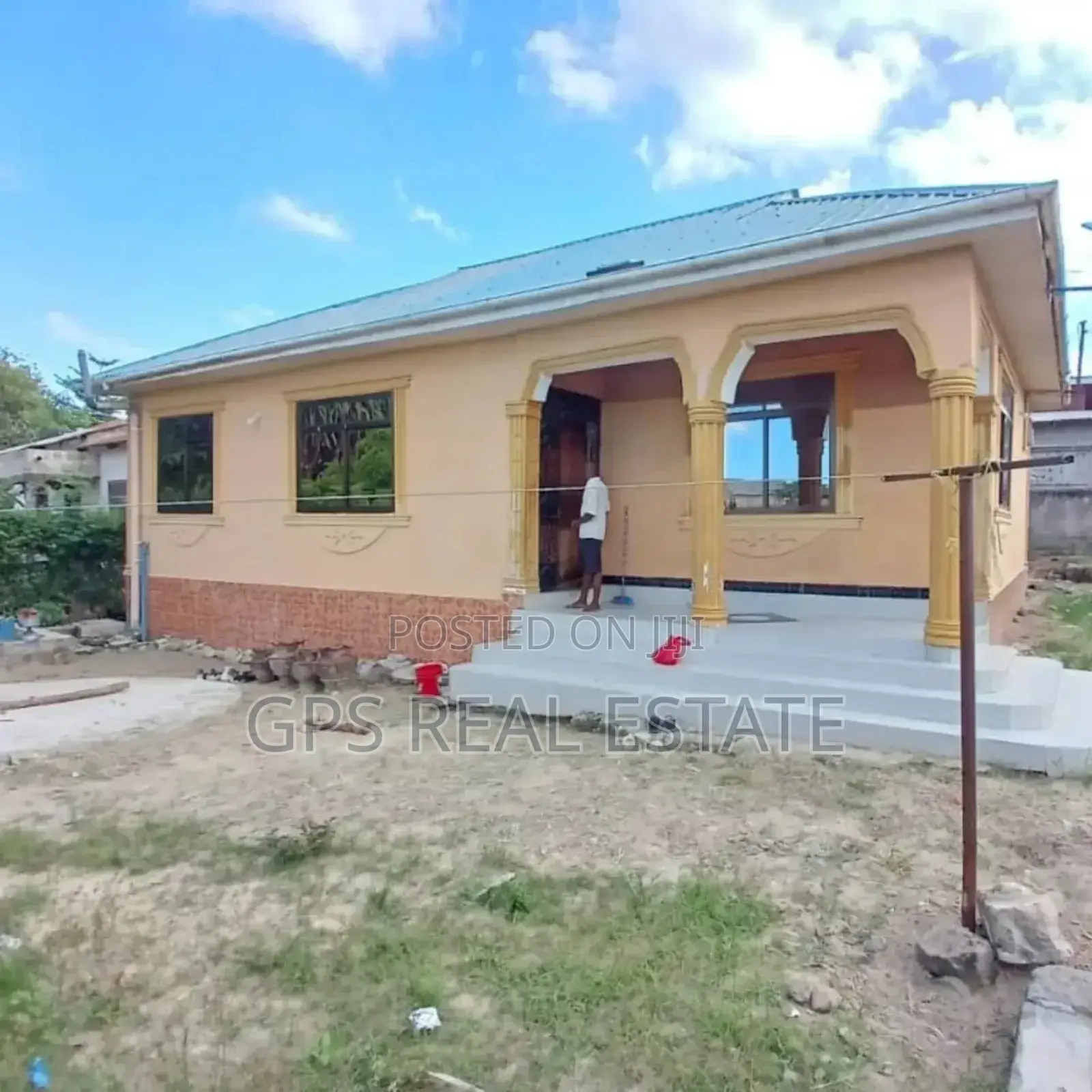 3bdrm House in Mbezi Kwa Msuguri, Kinondoni for sale in Kinondoni