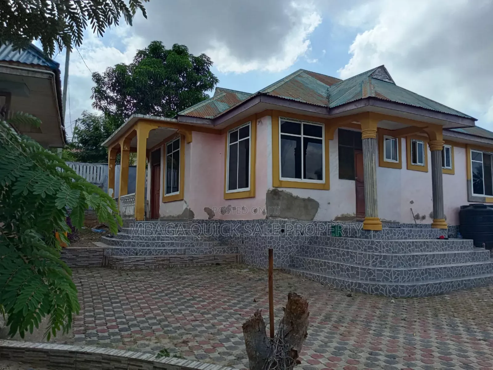 3bdrm House in Mbezi Makabe for sale in Mbezi