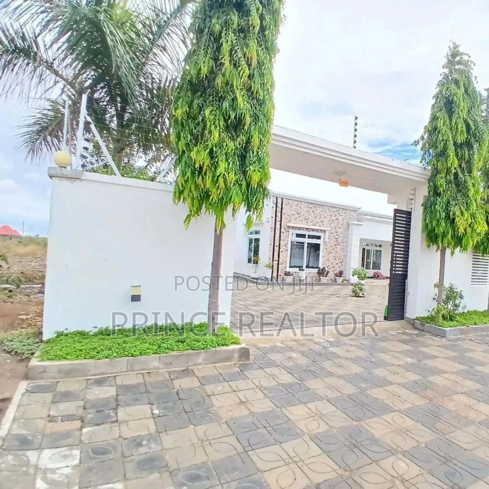 5bdrm House in Ihumwa, Dodoma Rural for sale in Dodoma Rural