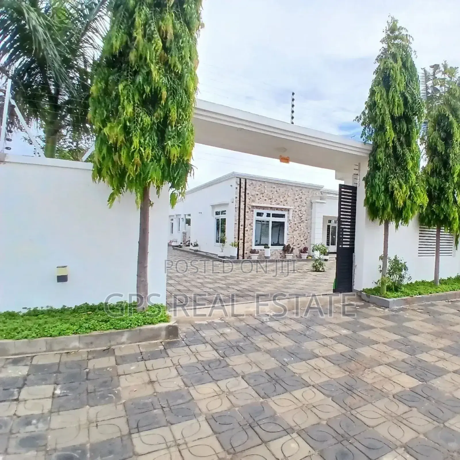 5bdrm House in Ihumwa, Dodoma Rural for sale in Dodoma Rural