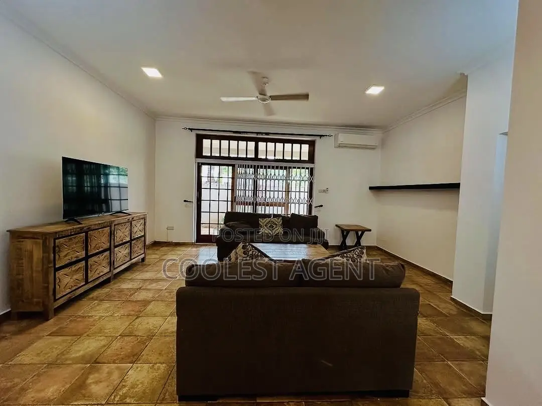 Furnished 4bdrm Villa in Oysterbay, Kinondoni for rent in Kinondoni