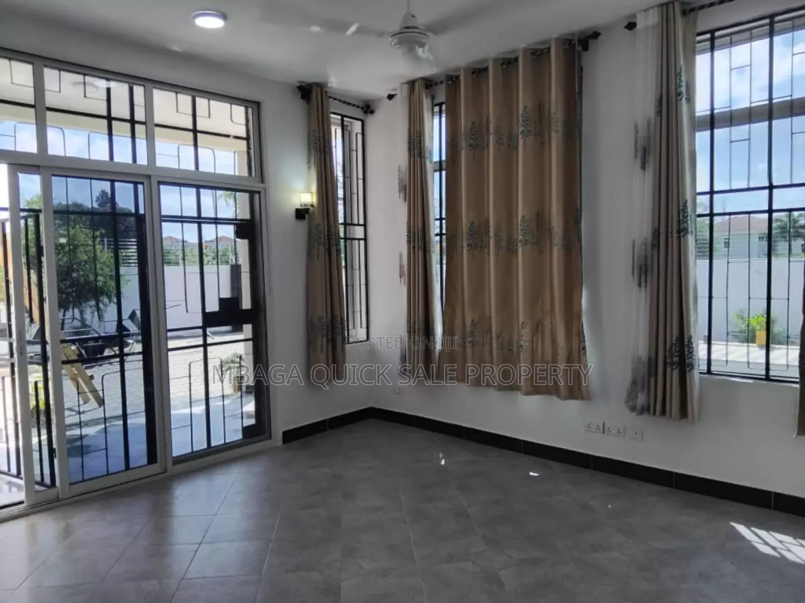 7bdrm House in Mbezi Beach for rent in Mbezi Beach