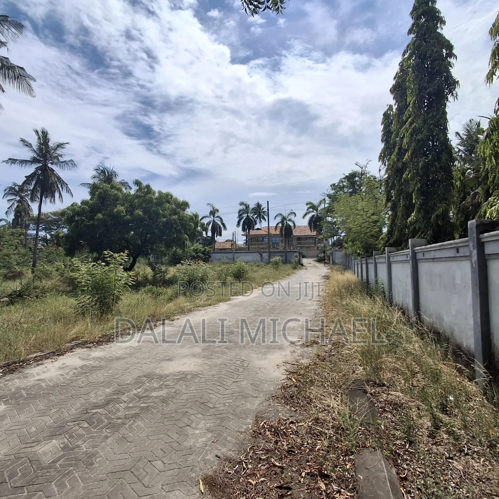 Plot for Sale Msasani Beach! in Msasani