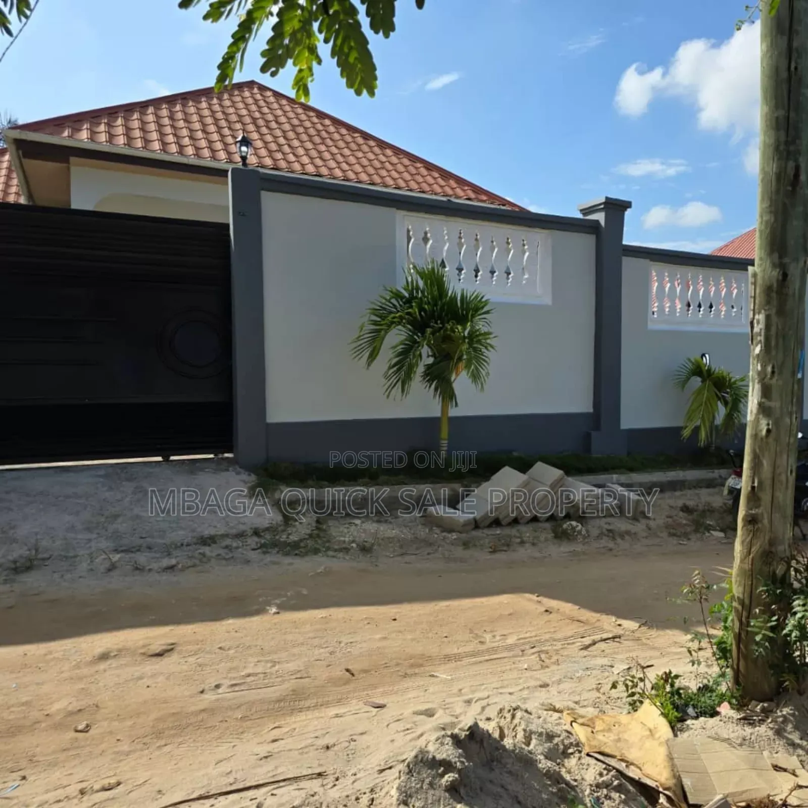 5 Bedroom House for Sale at Goba Njia Panda TSH 222,000,000 in Goba