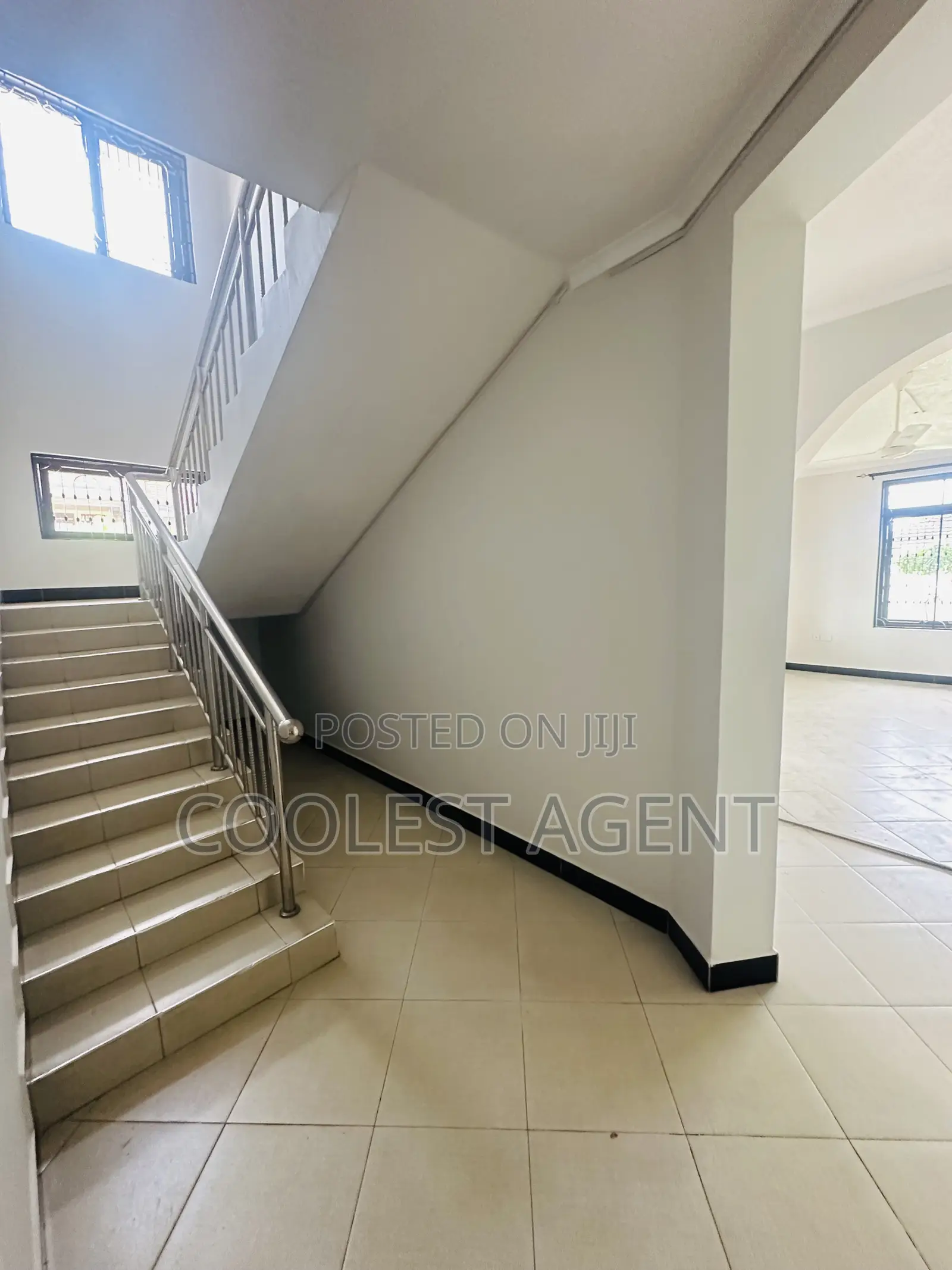 4bdrm Bungalow in Mbezibeach, Kinondoni for rent in Kinondoni