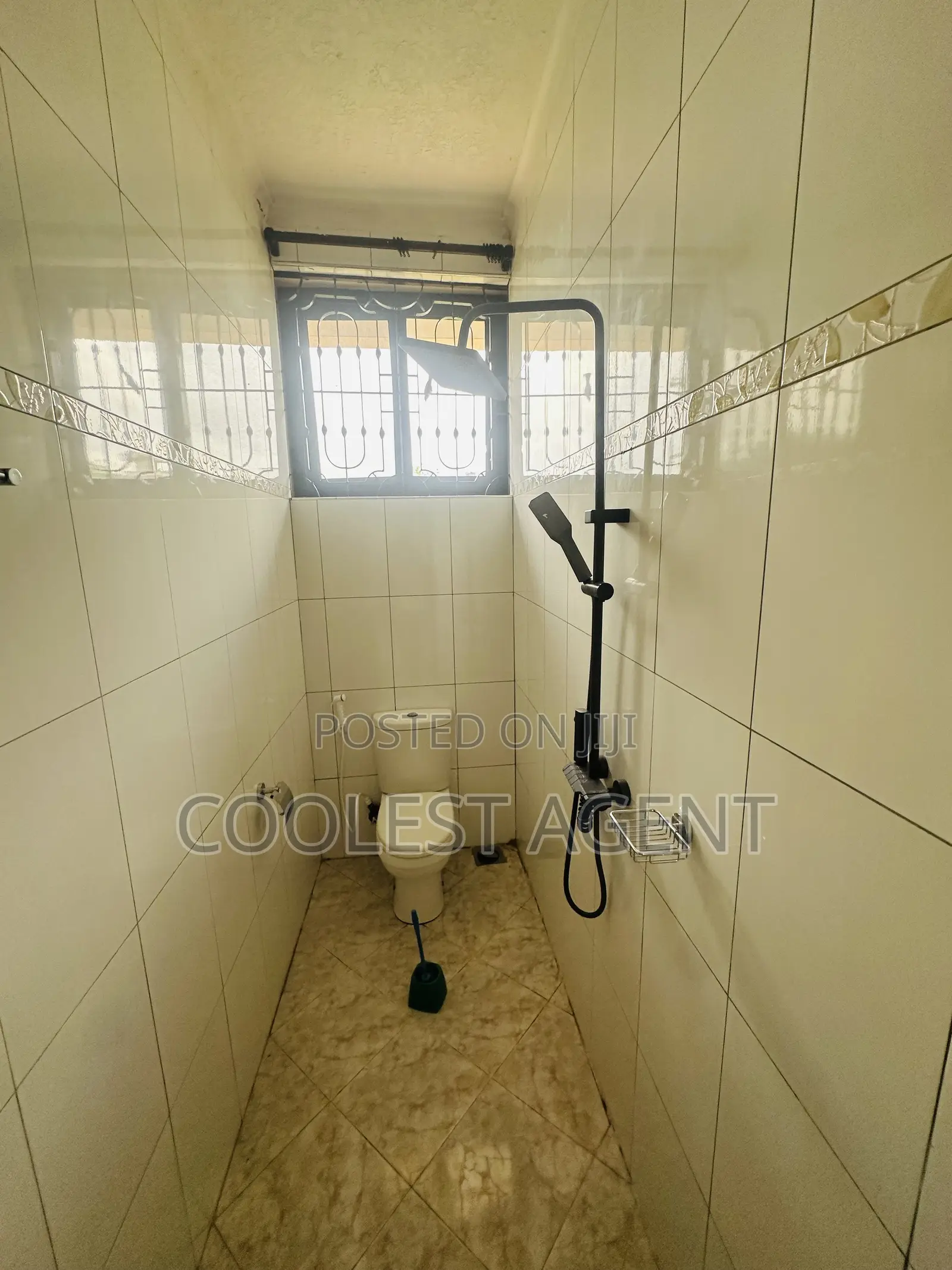 4bdrm Bungalow in Mbezibeach, Kinondoni for rent in Kinondoni