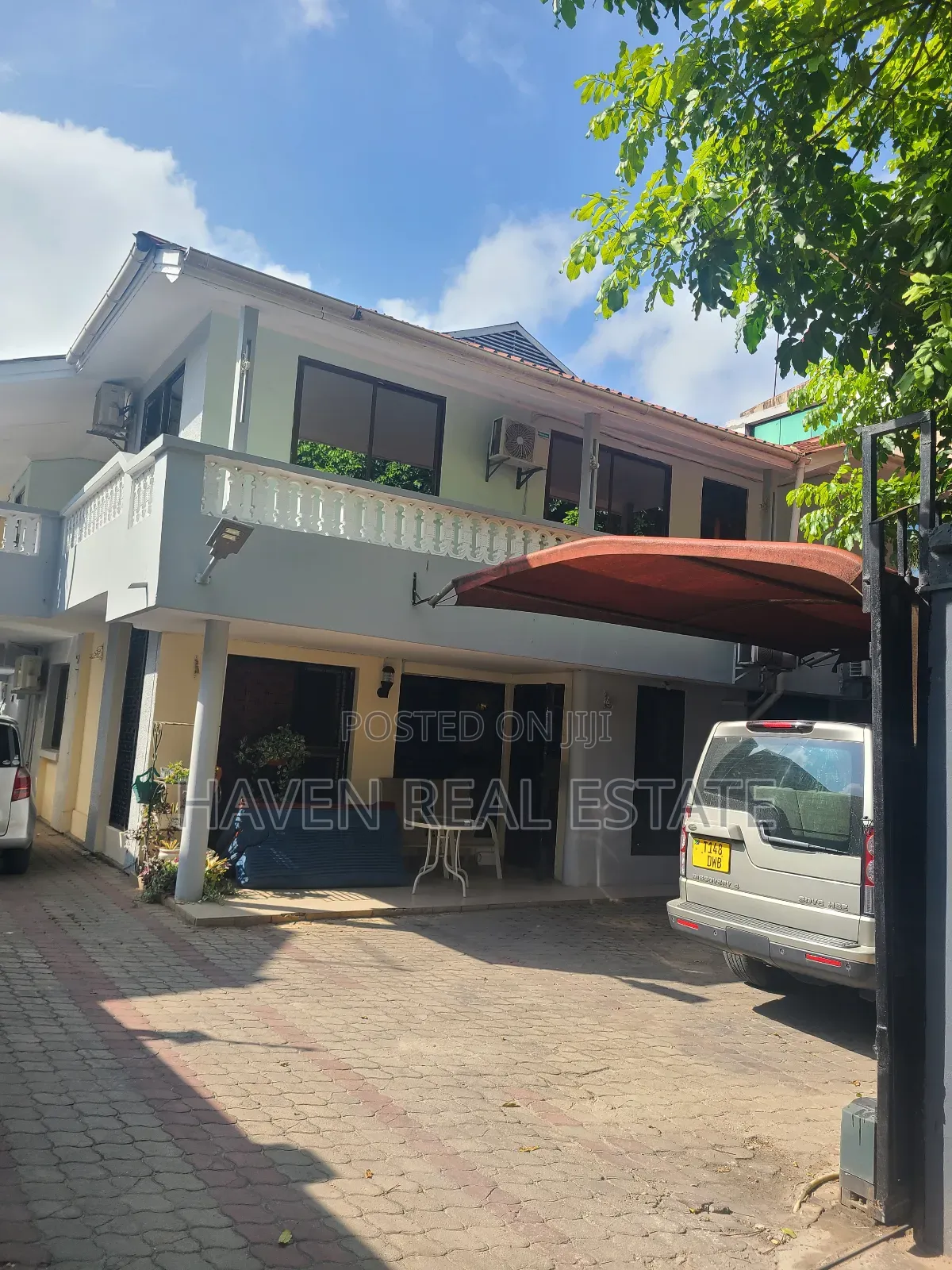 11bdrm House in Ada Estate for sale in Ada Estate