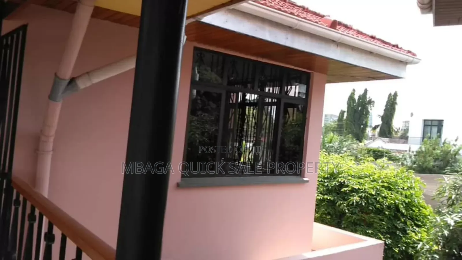 9bdrm House in Mikocheni for sale in Mikocheni