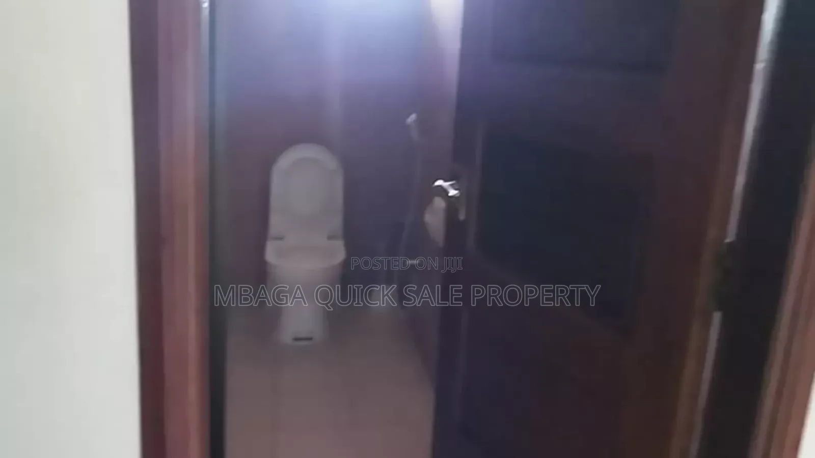 9bdrm House in Mikocheni for sale in Mikocheni