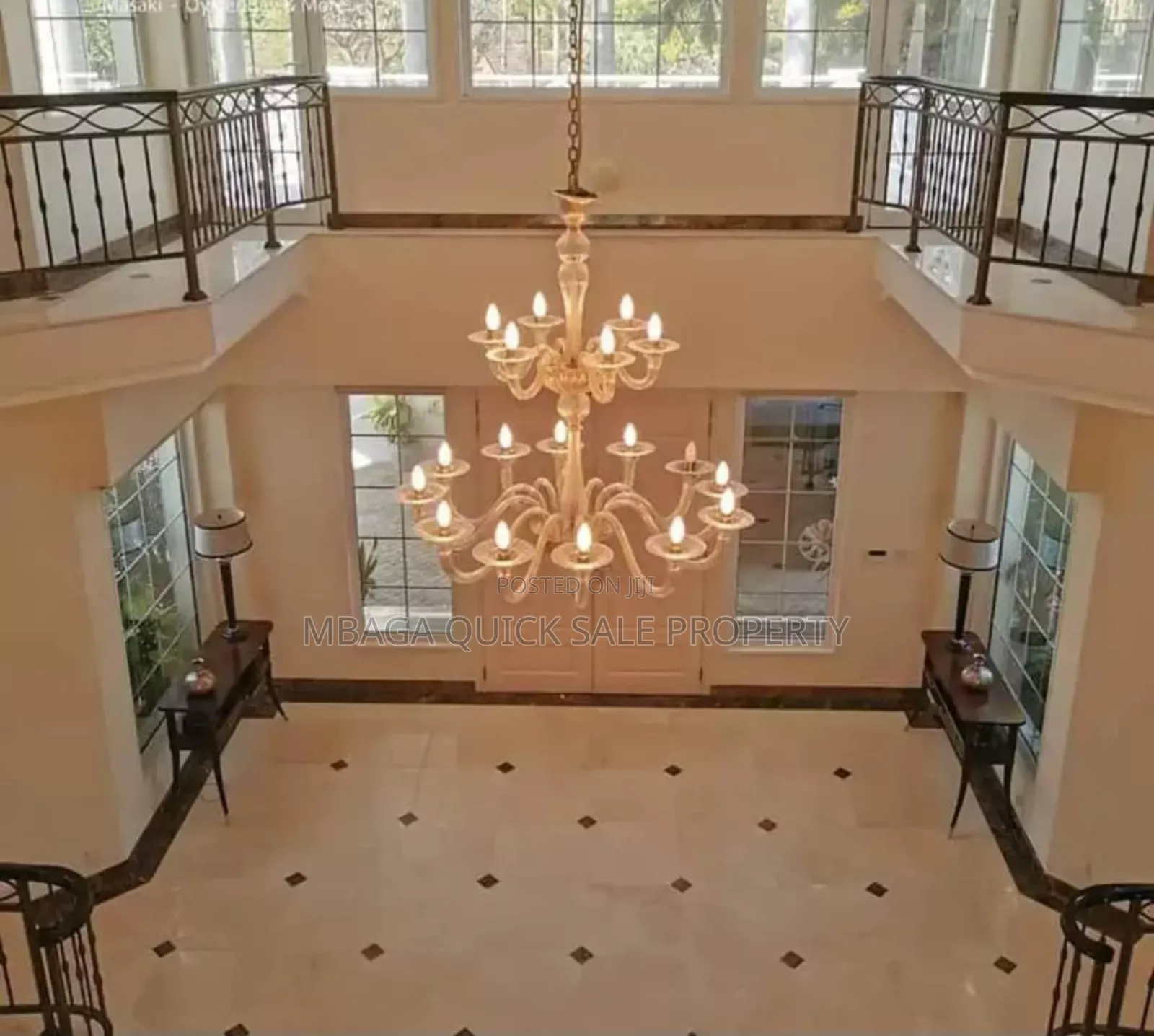 8bdrm House in Oyster Bay for sale in Oyster Bay