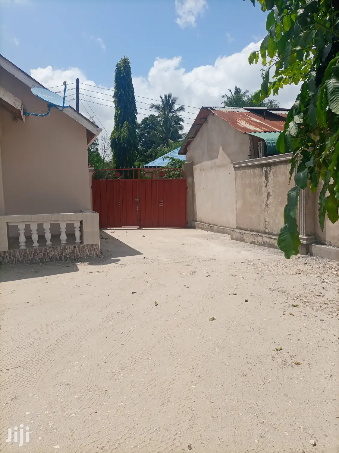 Master And Kitchen in Kinondoni