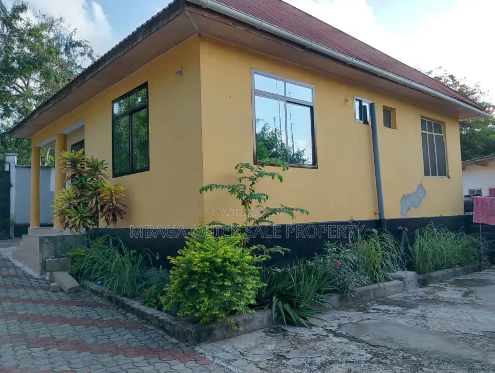 3bdrm House in Makofia, Kinyerezi for sale in Kinyerezi