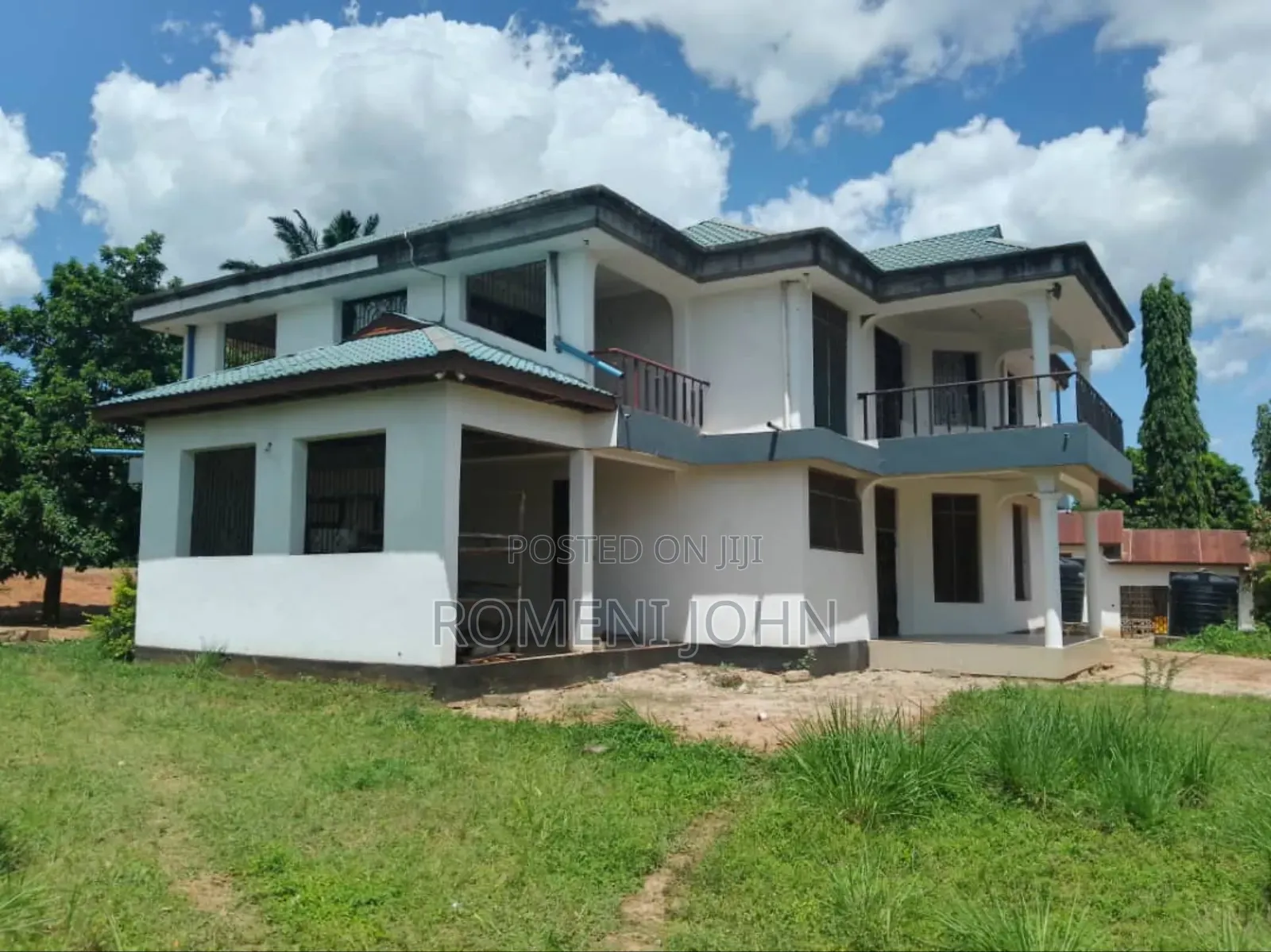 5bdrm Block of Flats in Tanzania Daresalaam, Ilala for sale in Ilala