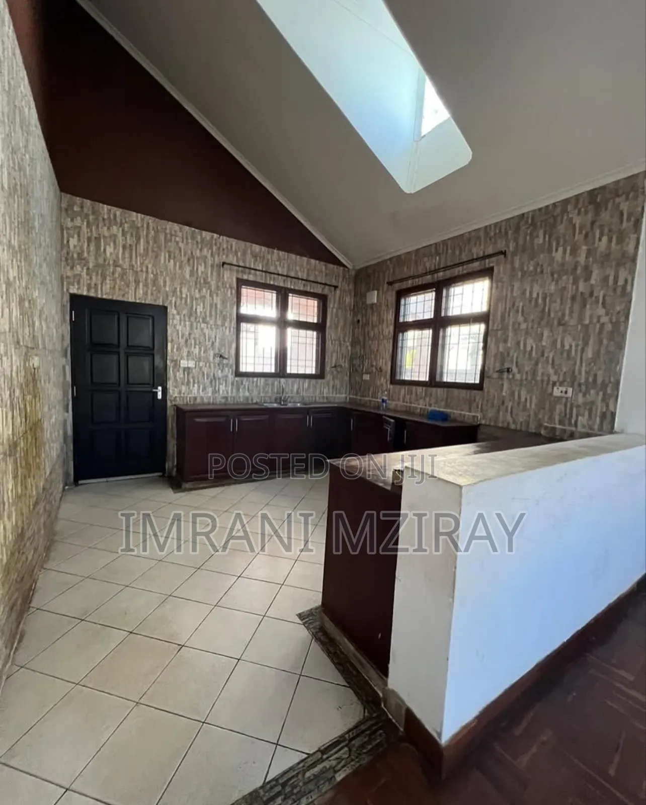 Furnished 4bdrm Apartment in Upanga East for rent in Upanga East