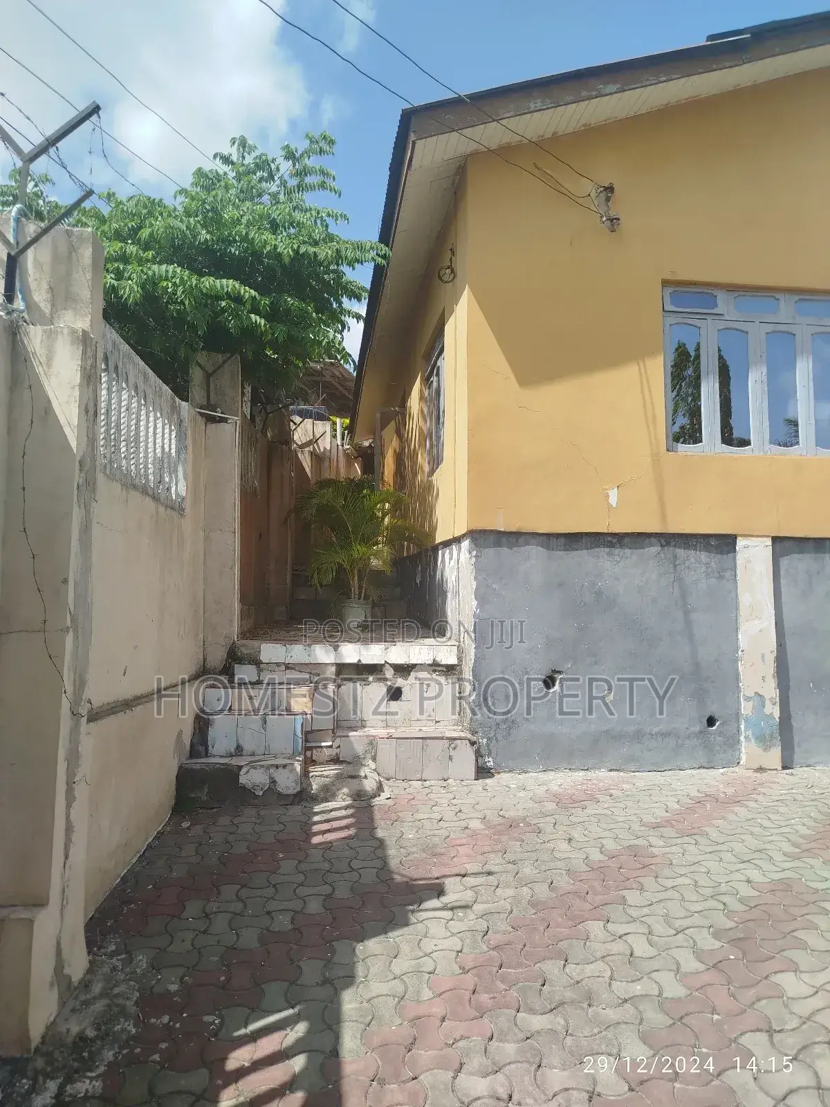 3bdrm House in Mbezi Kwa Msuguri, Kinondoni for sale in Kinondoni