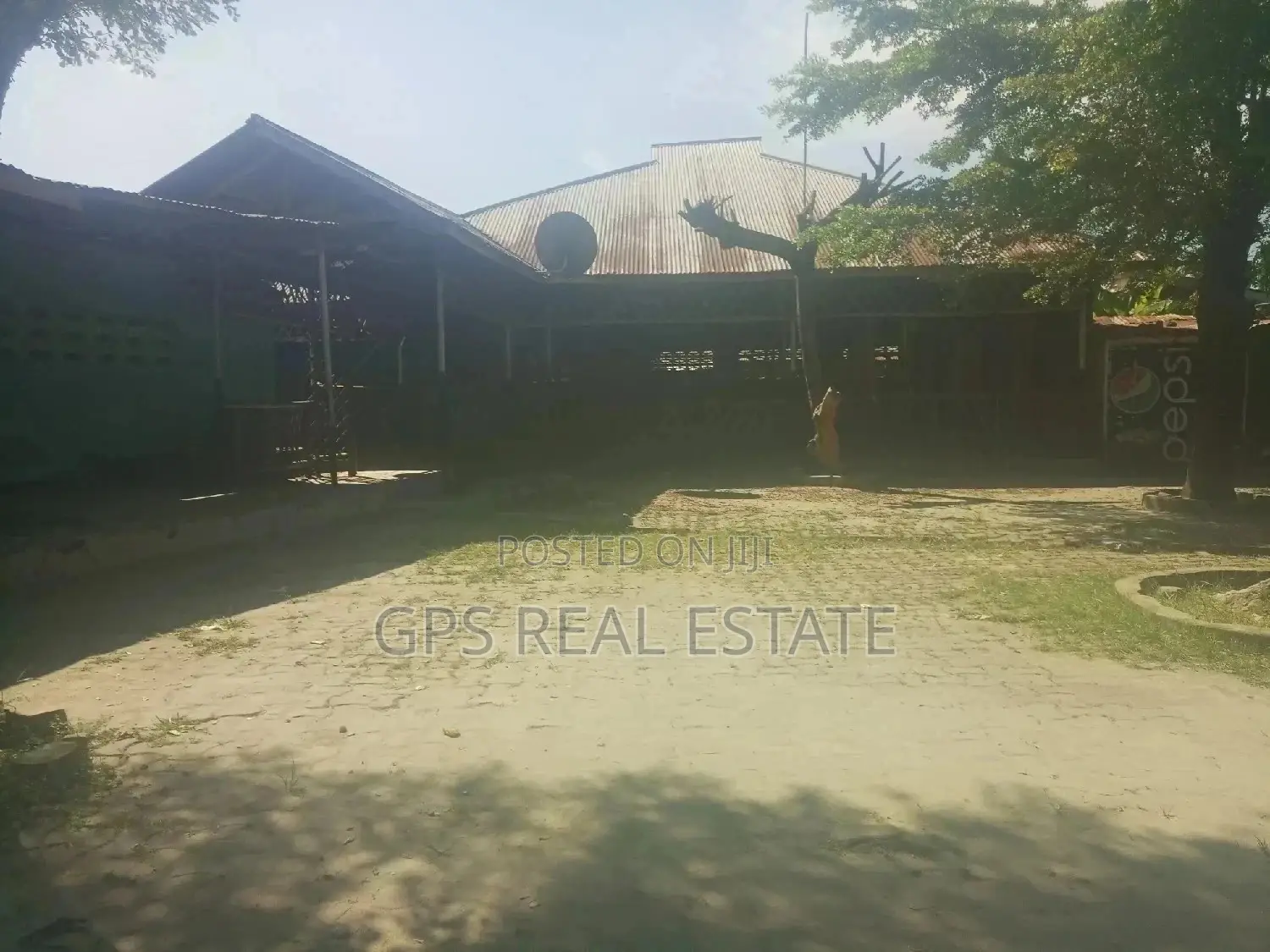 Bar & Ukumbi Wa Harusi And Lodge For Sale in Temeke