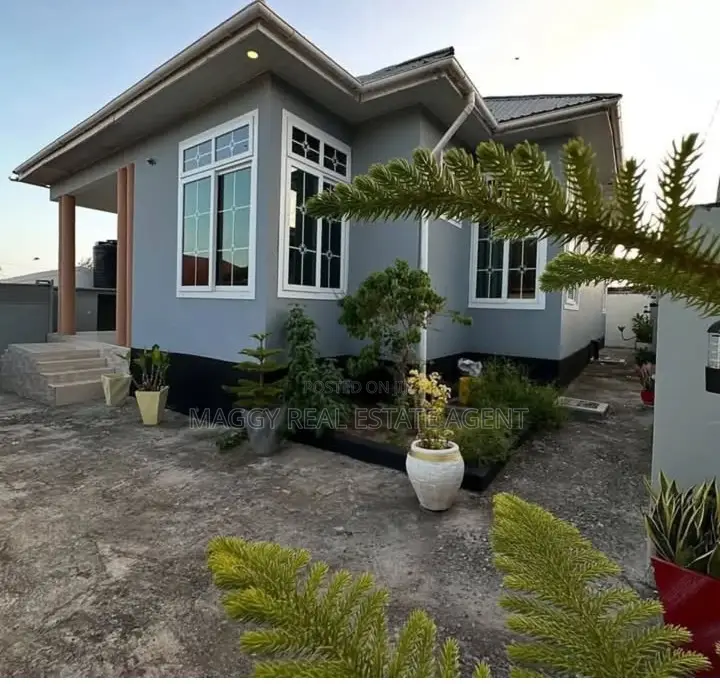 3bdrm House in Mbezi Beach Africana for rent in Mbezi