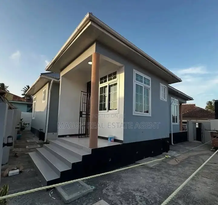 3bdrm House in Mbezi Beach Africana for rent in Mbezi