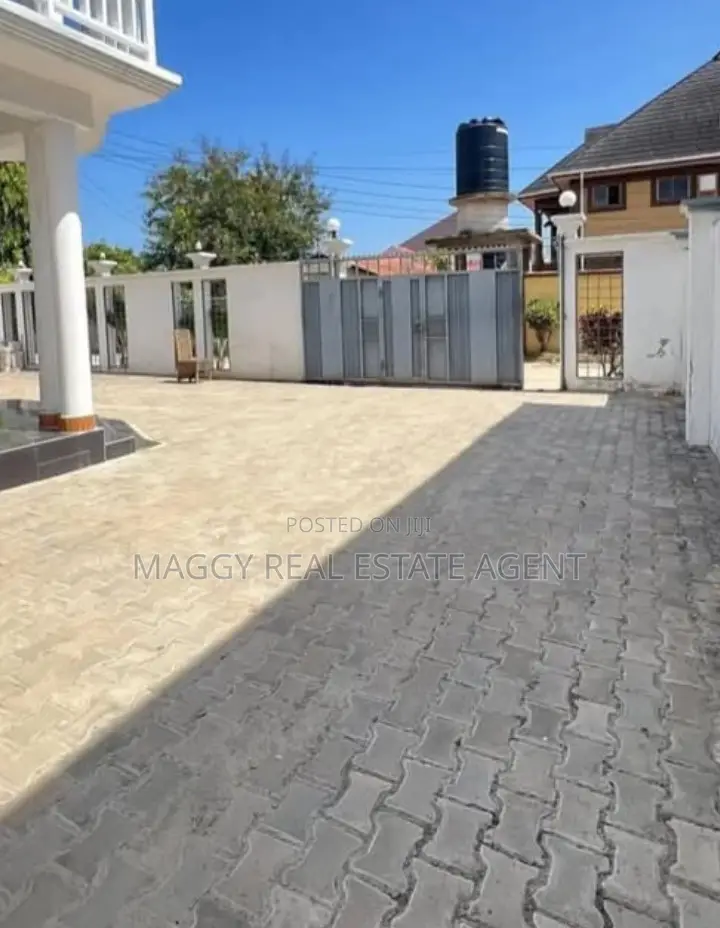 3bdrm Apartment in Ununio Beach, Kunduchi for rent in Kunduchi