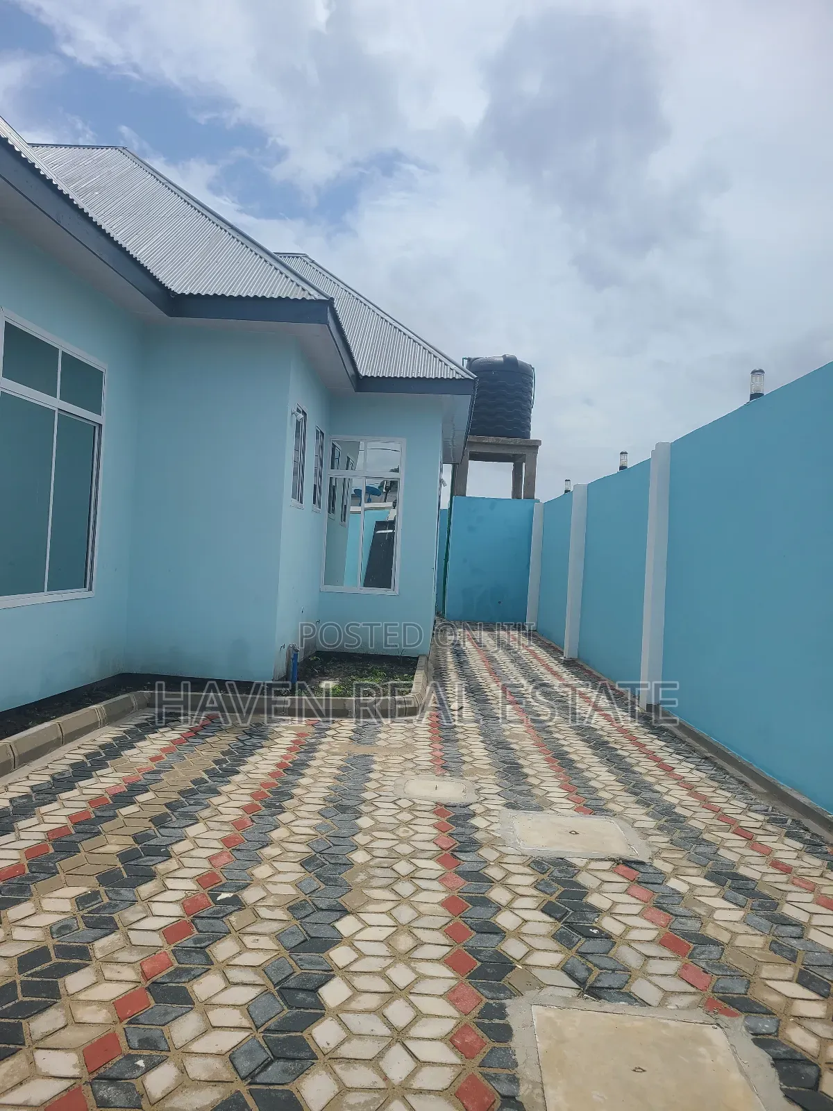 5bdrm House in Kigamboni for sale in Kigamboni
