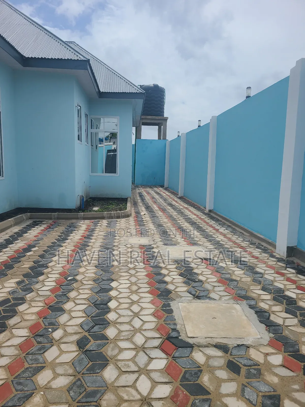 5bdrm House in Kigamboni for sale in Kigamboni