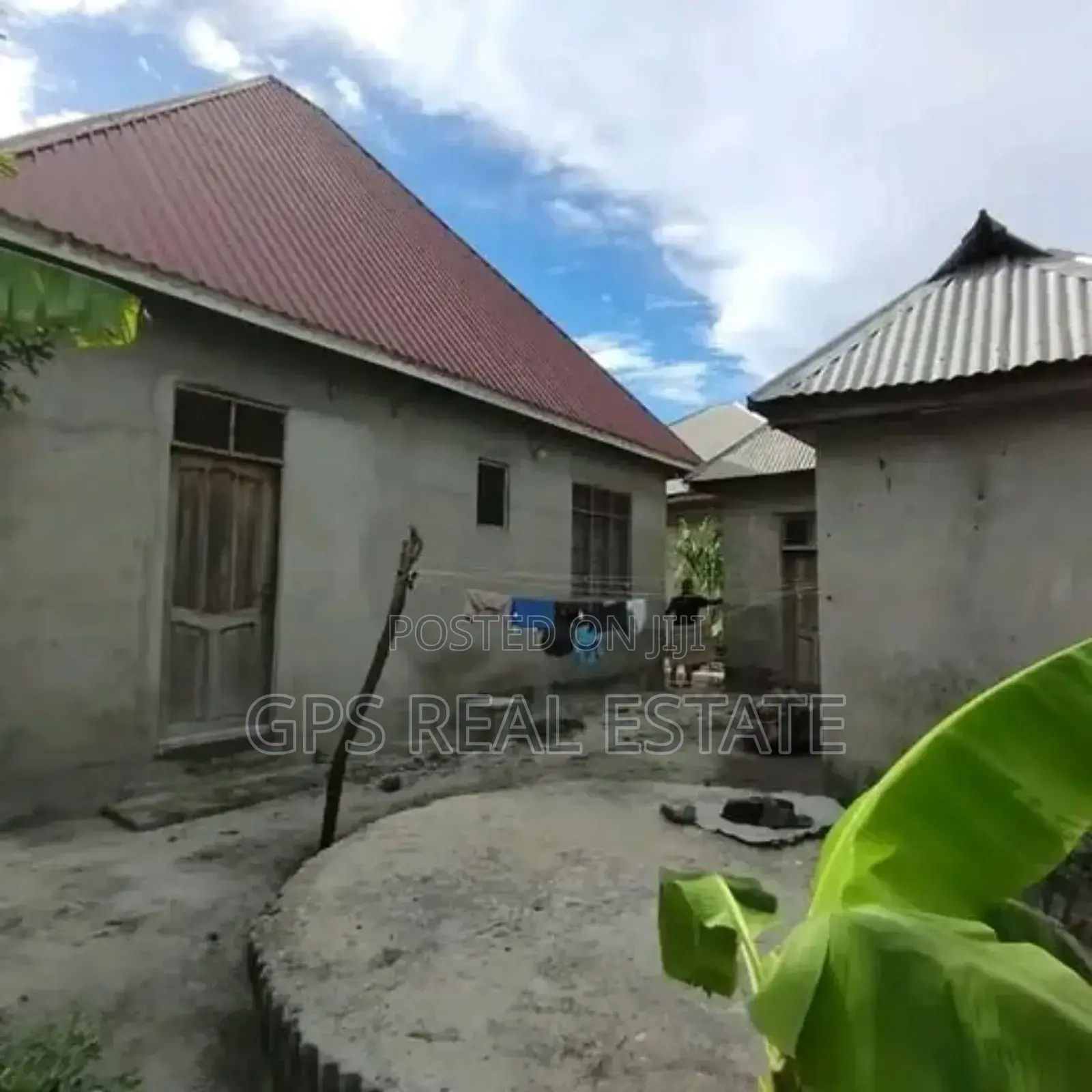 5bdrm House in Majohe Chuo Cha Rada, Ilala for sale in Ilala