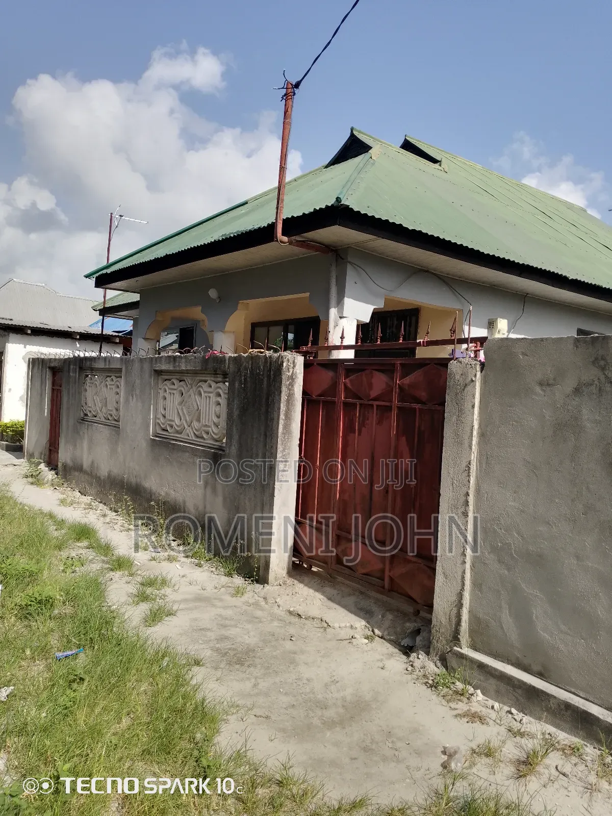 8bdrm House in Tanzania Daresalaam, Ilala for sale in Ilala