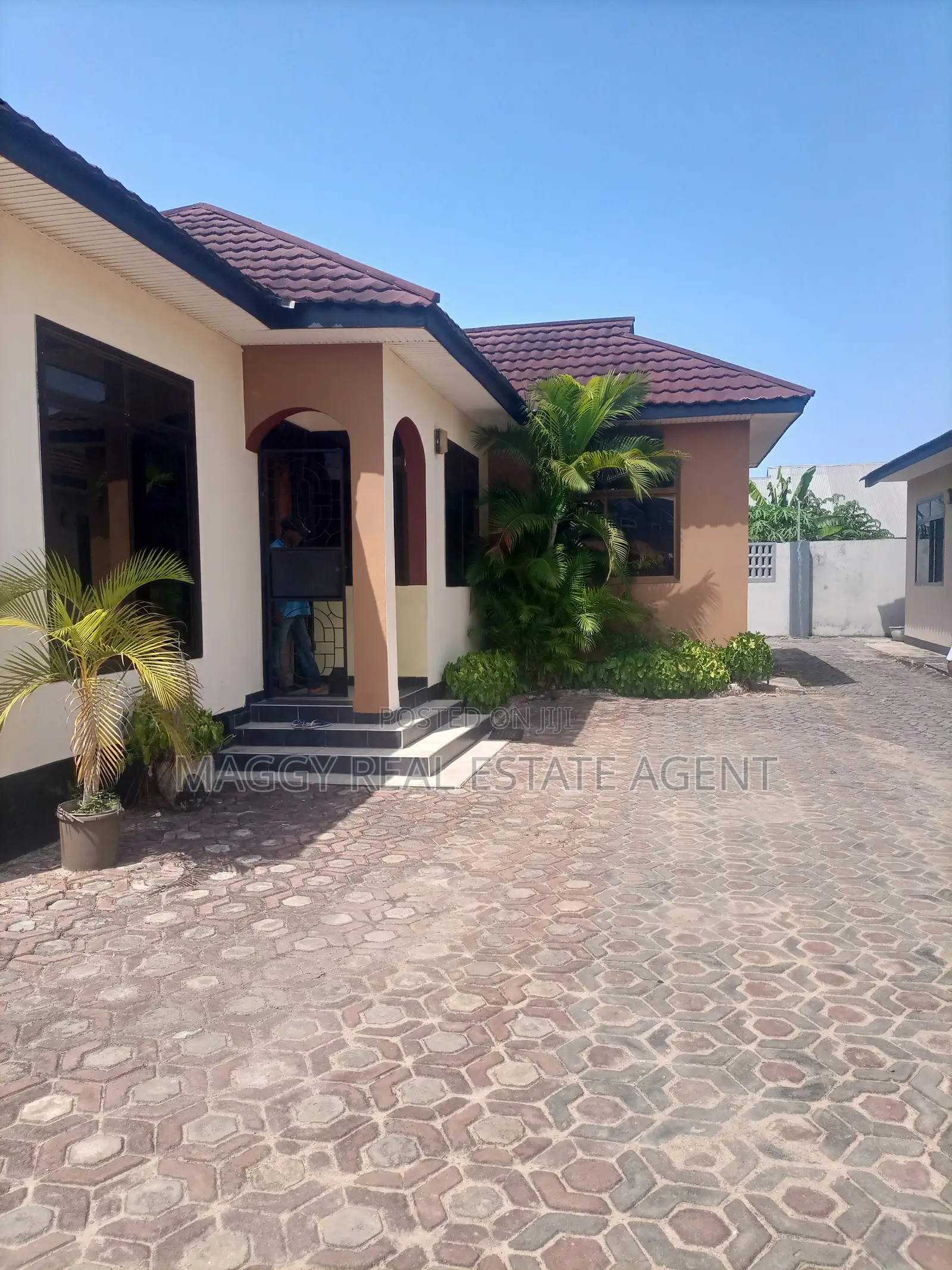 Furnished 2bdrm House in Mbweni Ubungo for rent in Mbweni