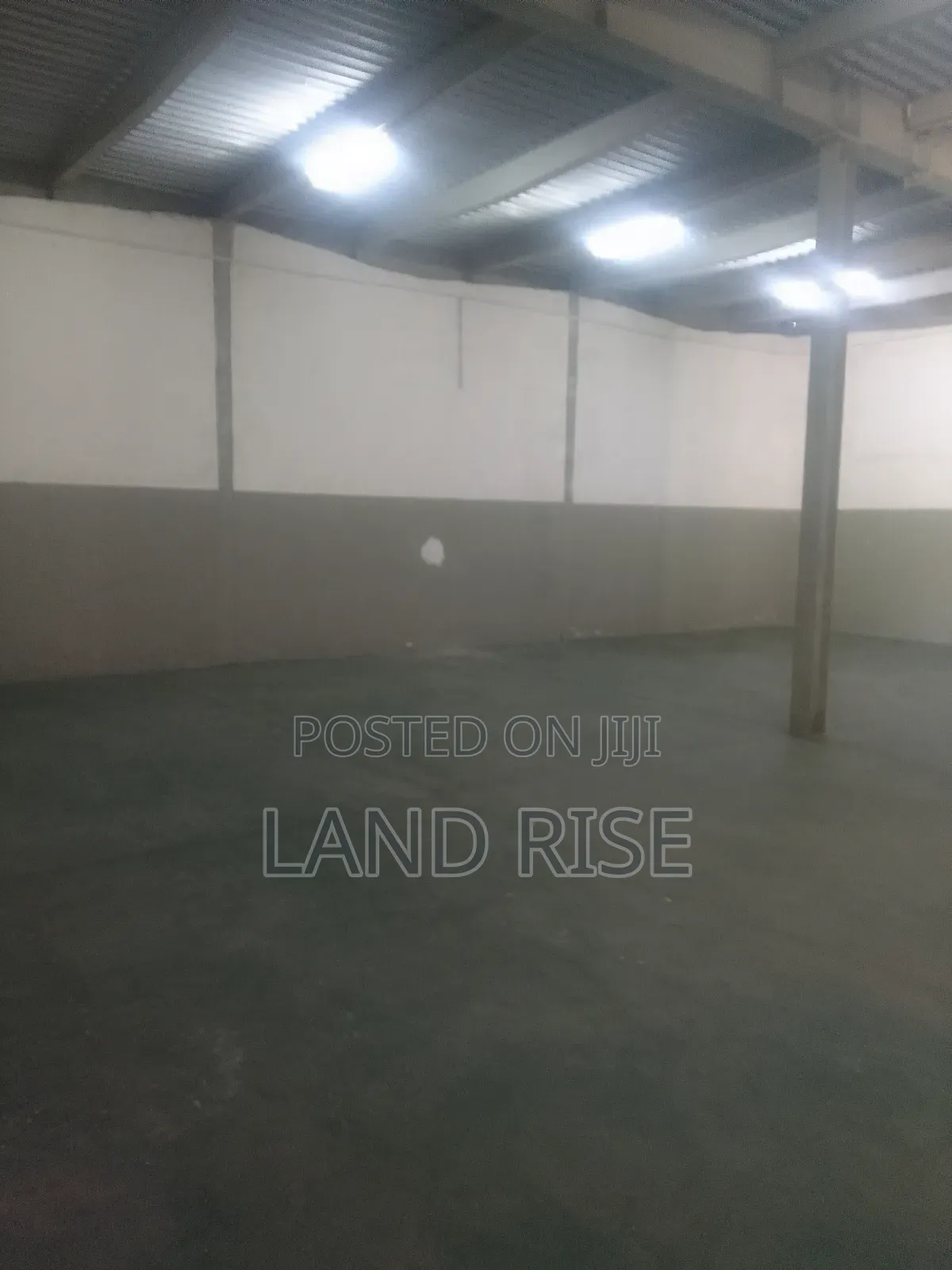 280 SQM Warehouse in Tabata
