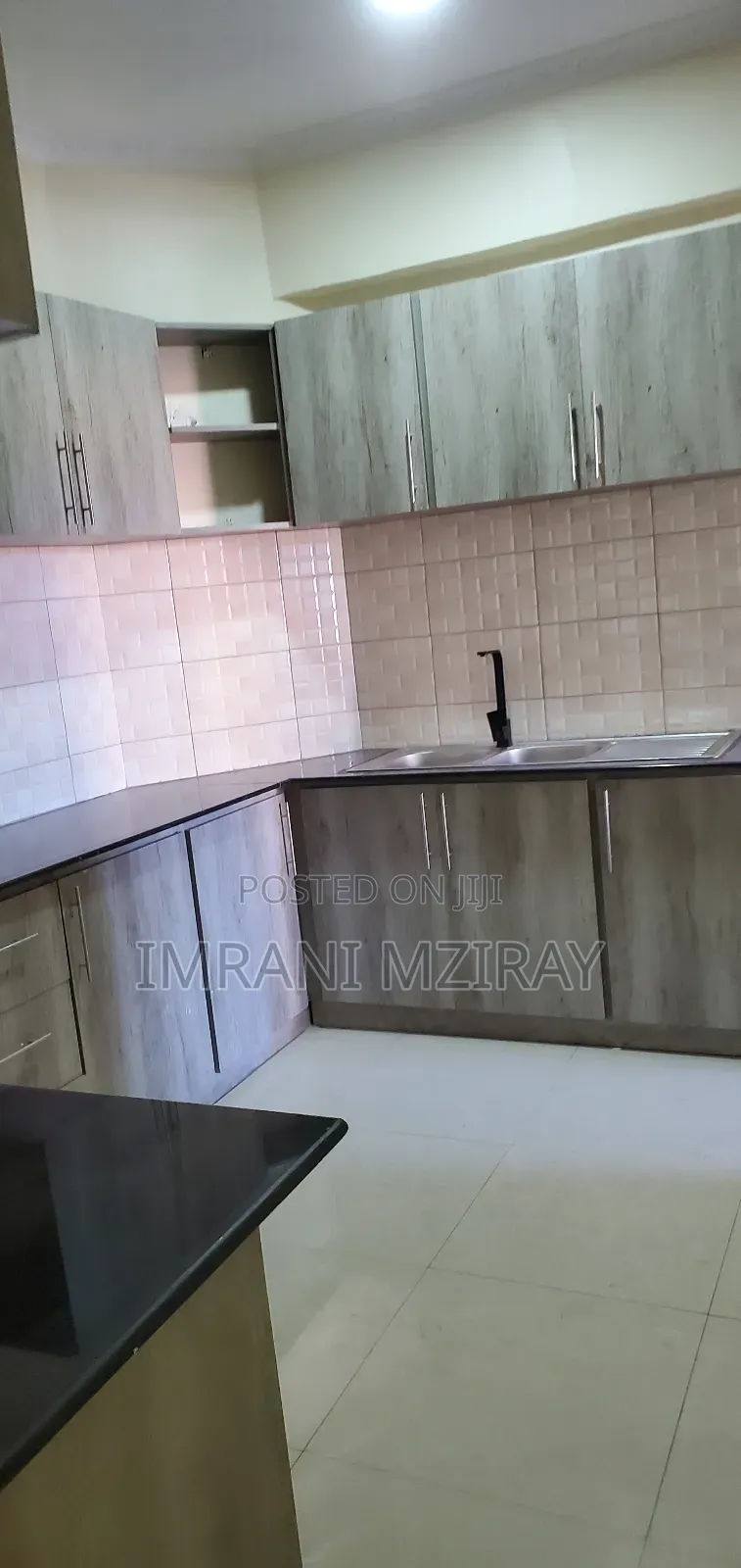 Furnished 3bdrm Apartment in Upanga West for sale in Upanga West