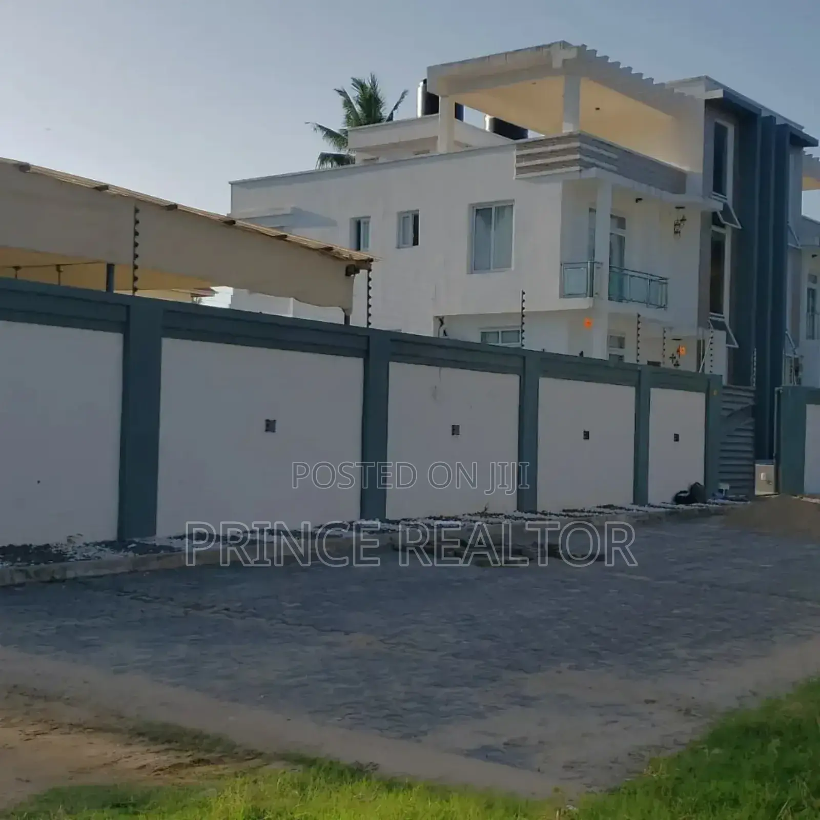 Mini Flat in Mbezi Beach, Kinondoni for sale in Kinondoni