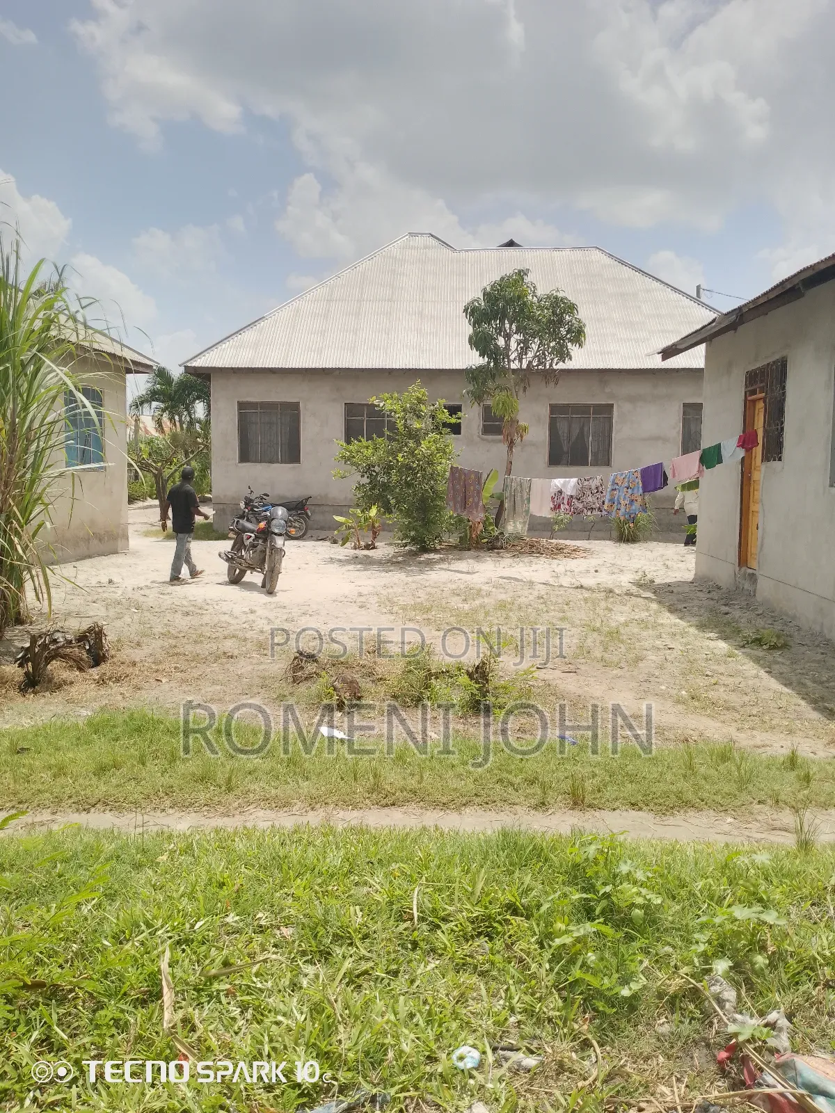 6bdrm Apartment in Tanzania Daresalaam, Ilala for sale in Ilala