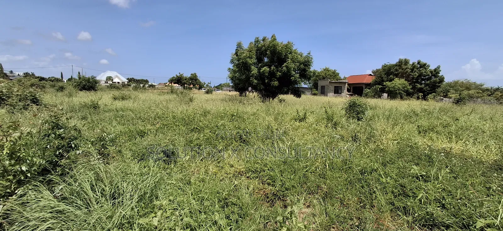 Kiwanja Kinauzwa Mbweni Mpiji in Mbweni