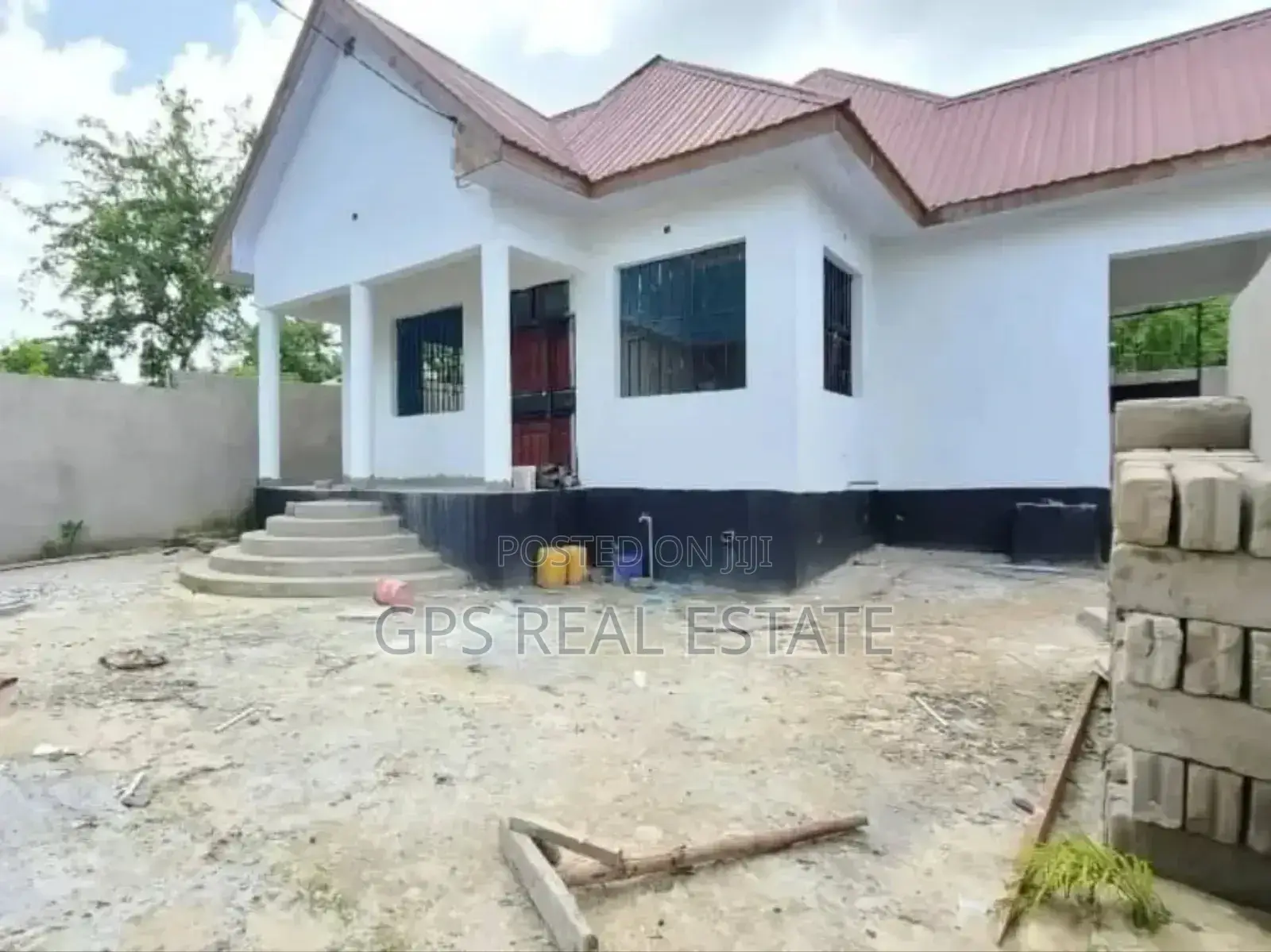3bdrm House in Mbezi Stend Kwa, Kinondoni for sale in Kinondoni