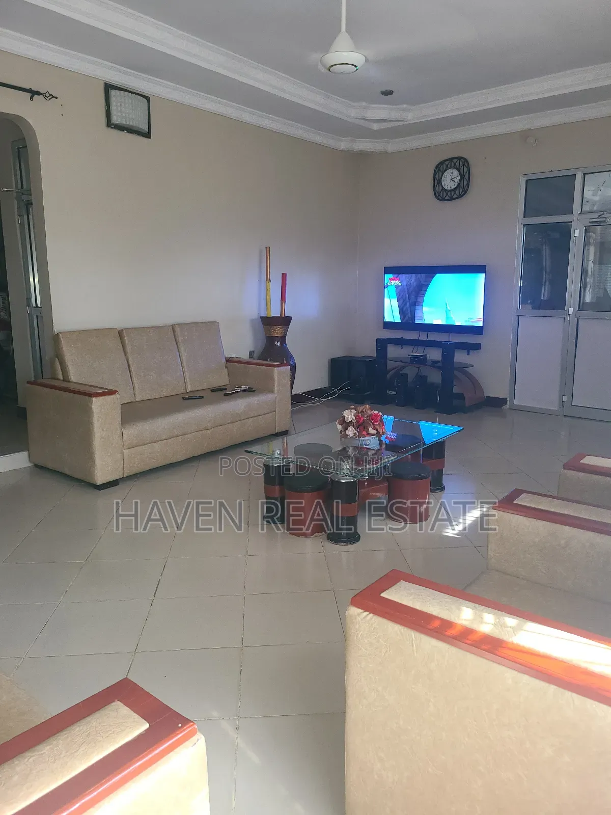 4bdrm House in Yombo for sale in Yombo