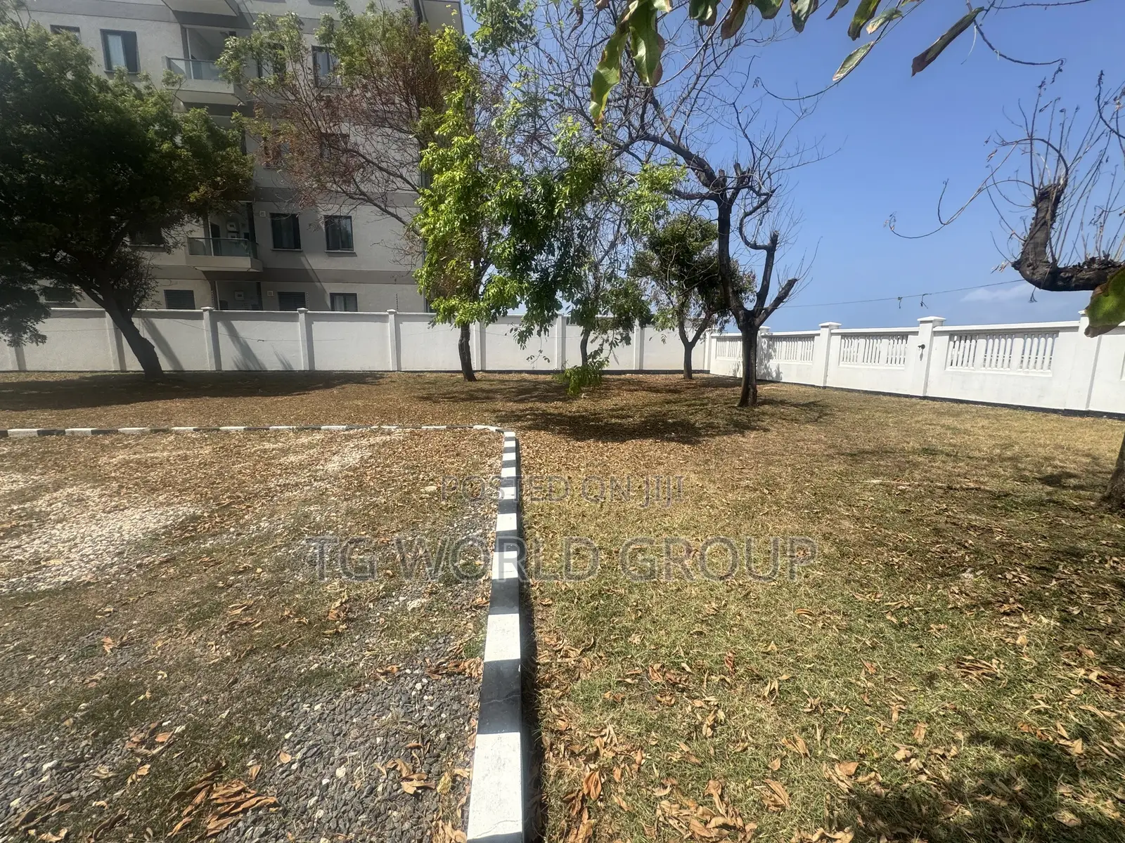 6bdrm Bungalow in Upanga West Near, Kinondoni for sale in Kinondoni