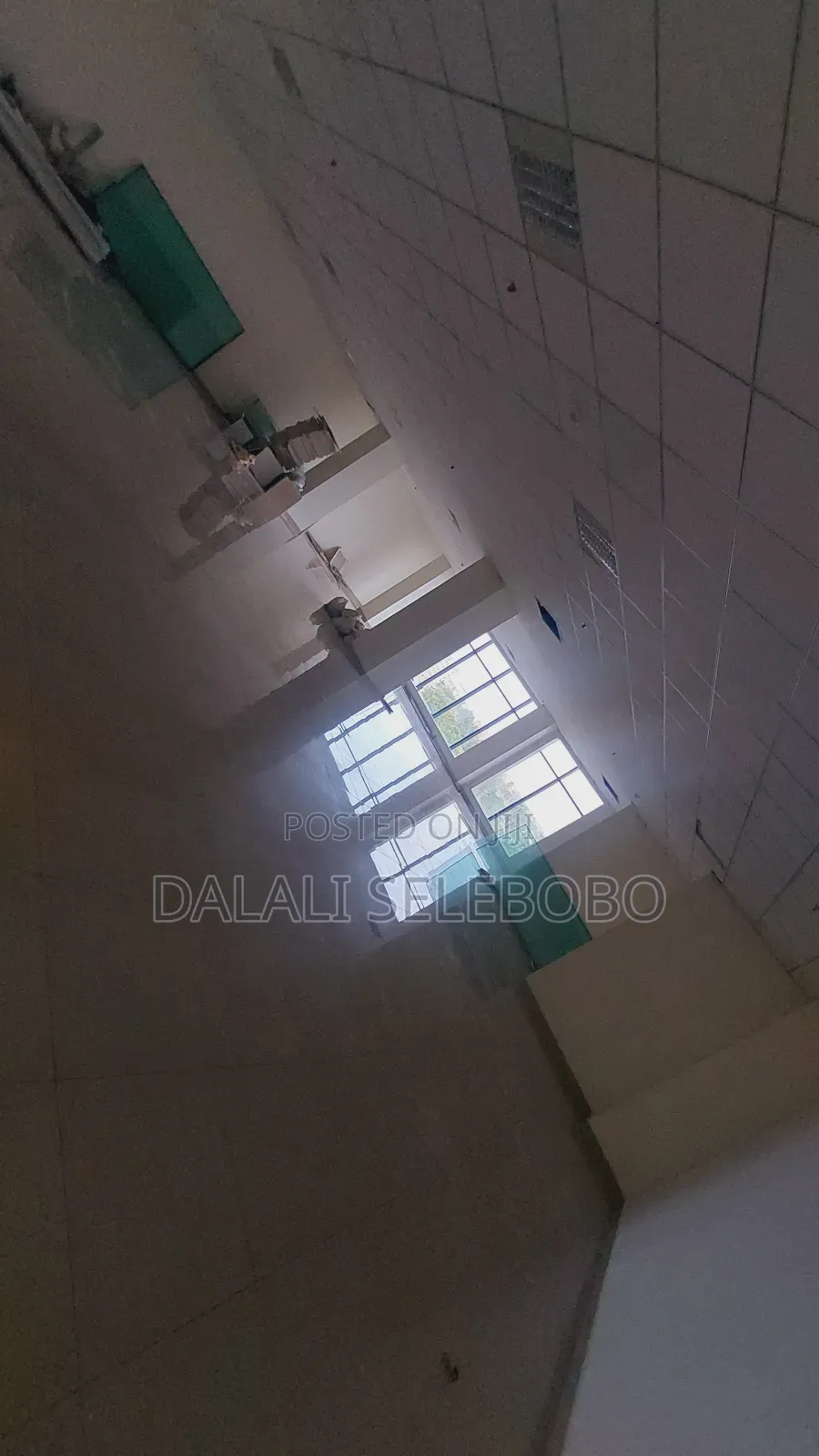 Office Space Kubwa Near by Main Road. in Kinondoni