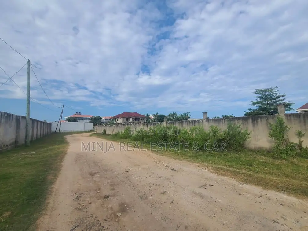 Plot for Sale Kunduchi Mtongani in Kunduchi