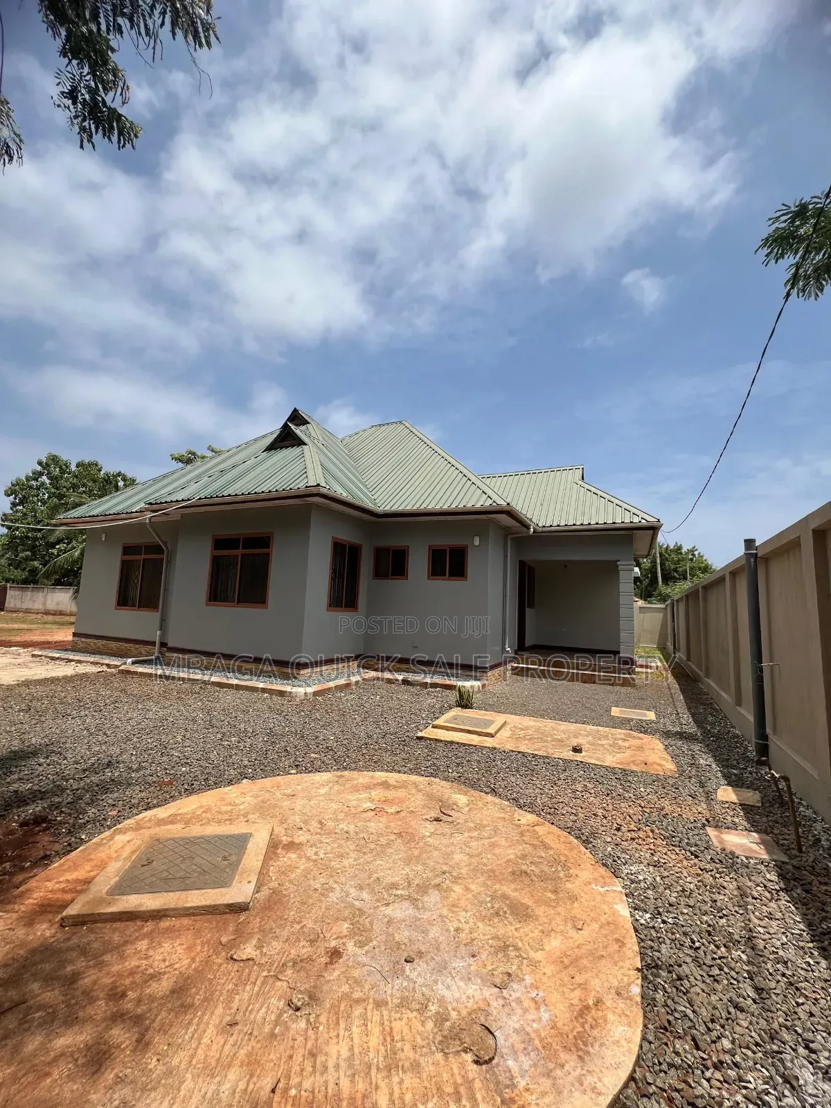 3bdrm House in Tegeta Wazo Kontena, Masaki for rent in Masaki