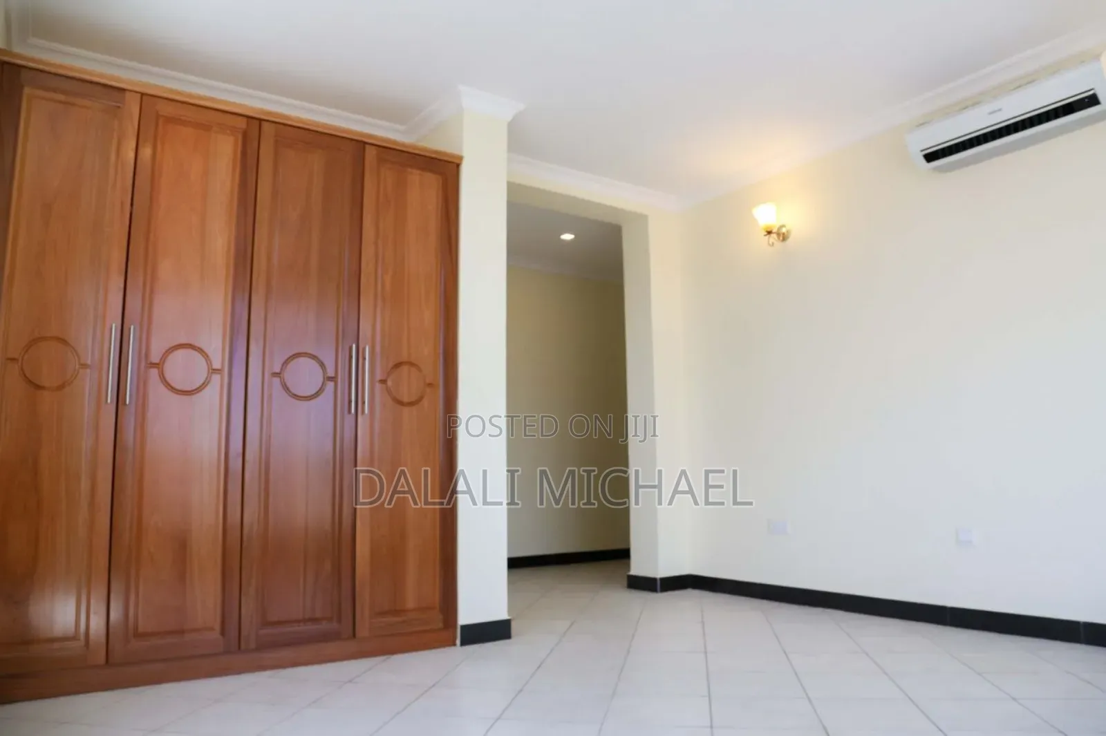 3bdrm Apartment in Mbezibeach for sale in Mbezi Beach