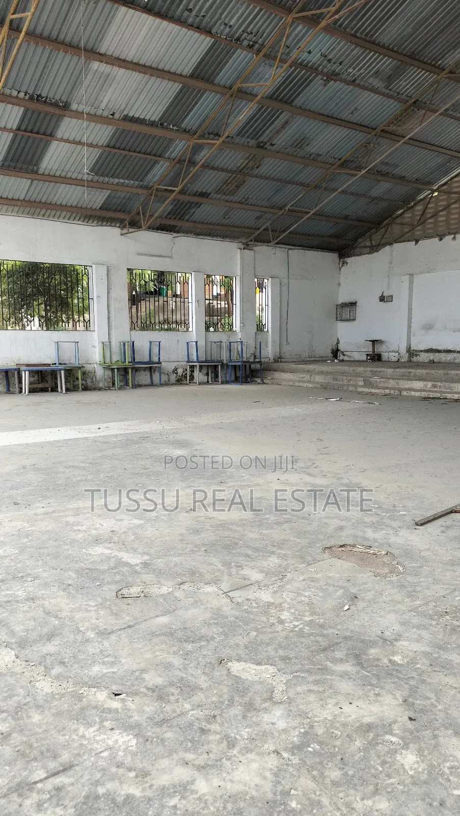 Warehouse for Rent Mbezibeach Makonde in Kinondoni
