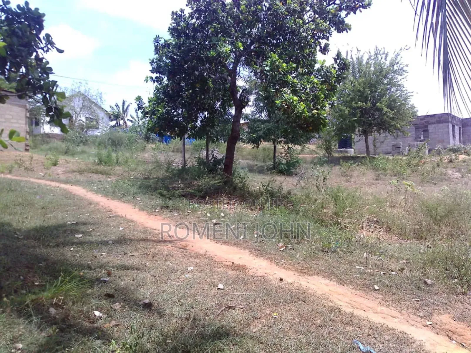 Kiwanja Kinauzwa Milioni 40 Pugu Stesheni. in Ilala