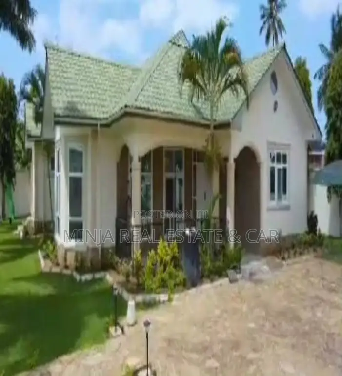 3 Villas Furnished for Sale in Kigamboni Vijibweni, Dar. in Kivukoni
