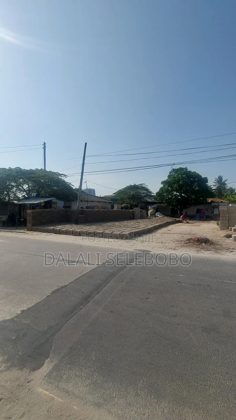 Plot It Look at Tarmac Kinondoni Bwawani in Kinondoni